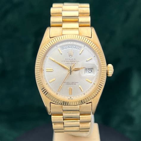 suche gebrauchte rolex herrenarmbanduhr|Rolex day date 40 kaufen.